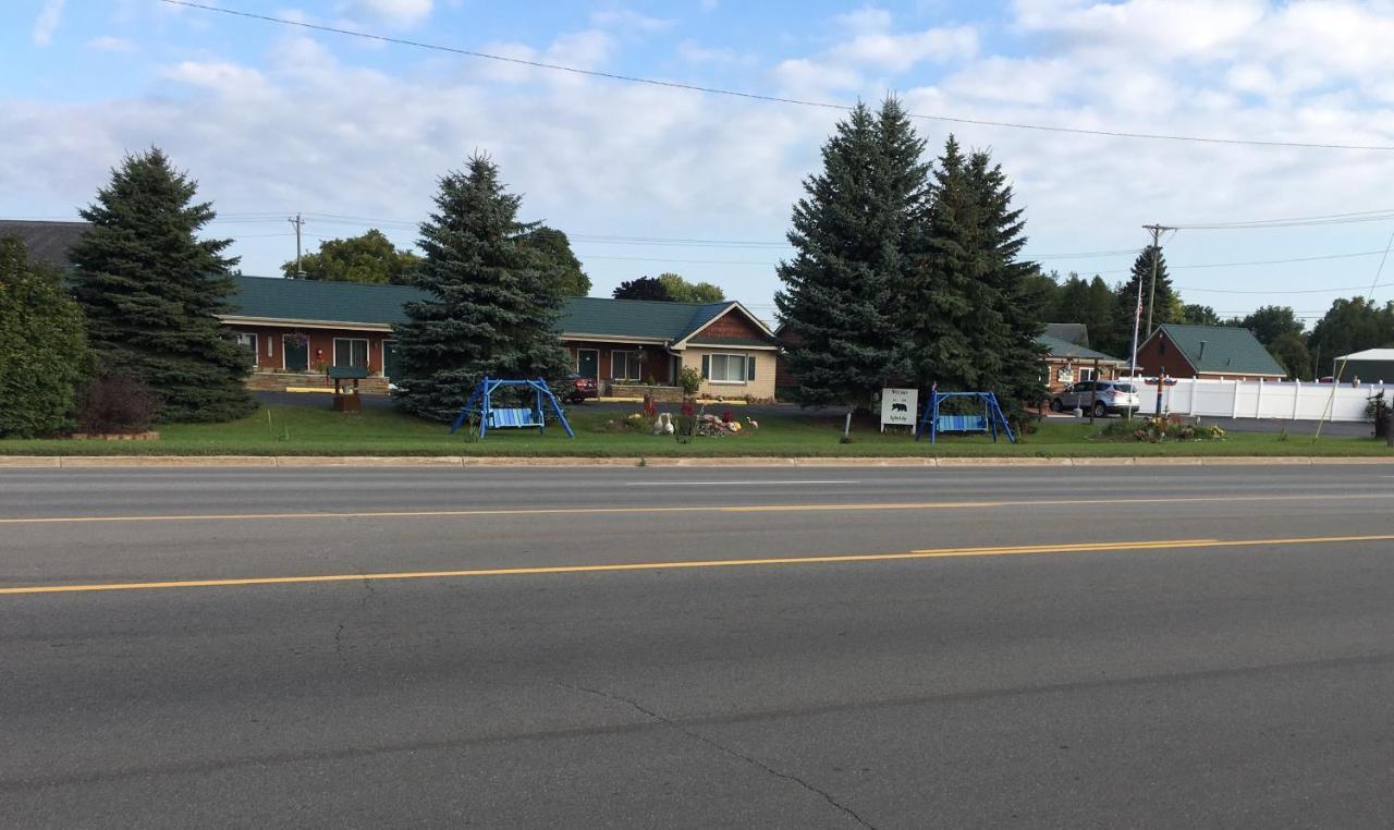 Big Bear Lodge Alpena Bagian luar foto