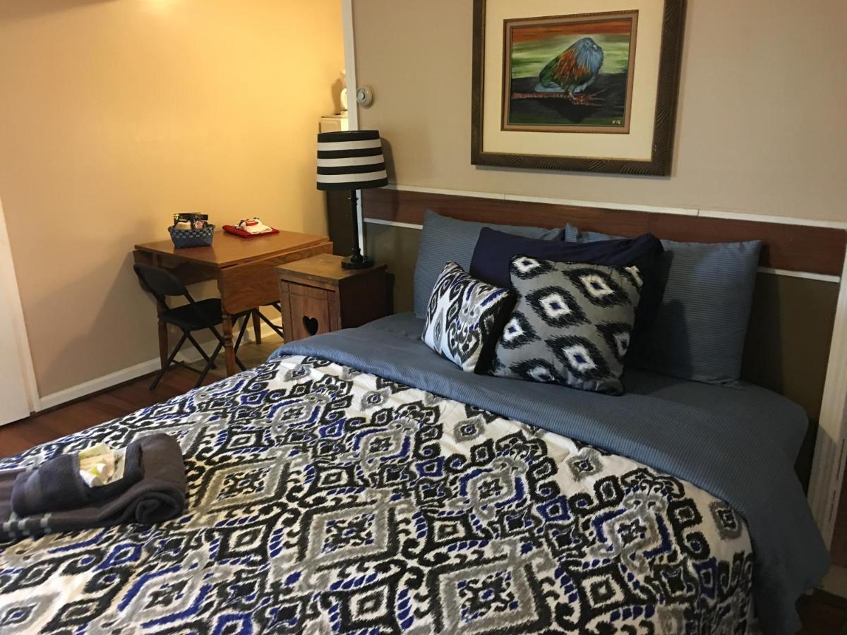 Big Bear Lodge Alpena Bagian luar foto