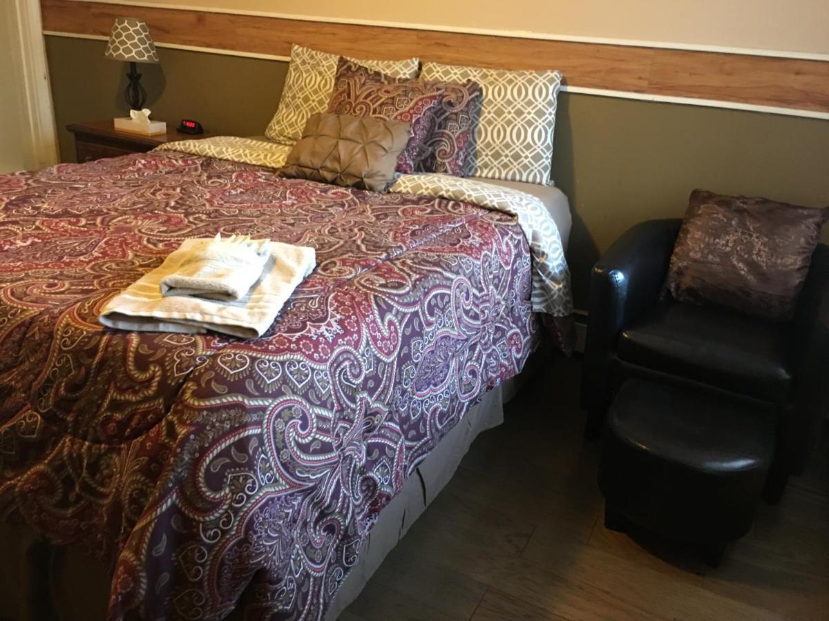Big Bear Lodge Alpena Bagian luar foto